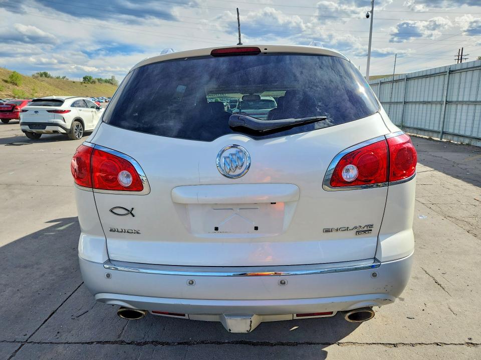 2011 Buick Enclave მანქანა იყიდება აუქციონზე, vin: 5GAKVCED8BJ335657, აუქციონის ნომერი: 55155556