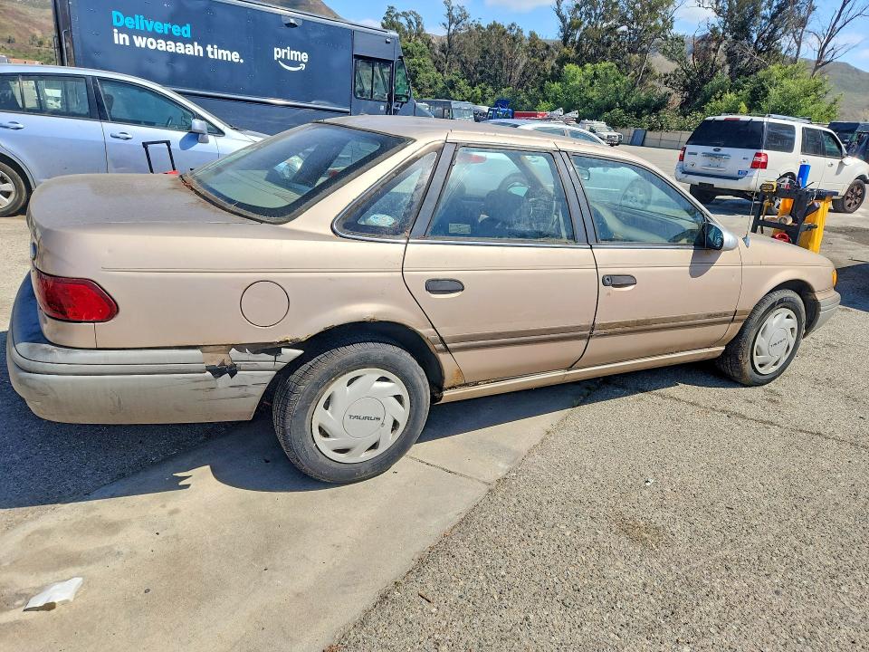 Продажа на аукционе авто 1992 Ford Taurus, vin: 1FACP52U2NA194737, номер лота: 59049806