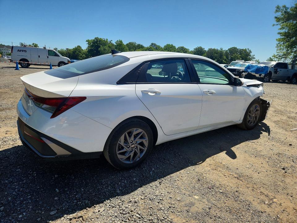 2024 Hyundai Elantra მანქანა იყიდება აუქციონზე, vin: KMHLM4DG9RU781098, აუქციონის ნომერი: 55702676