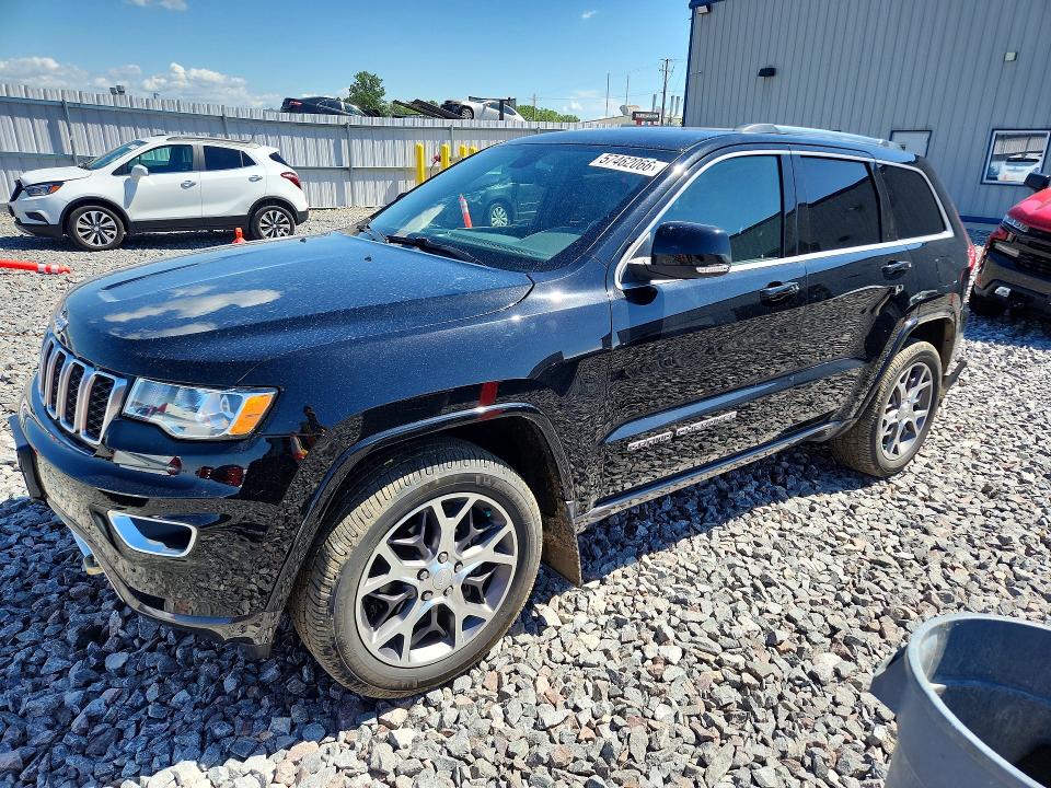 2018 Jeep Grand Cherokee მანქანა იყიდება აუქციონზე, vin: 1C4RJFBGXJC332111, აუქციონის ნომერი: 57462066