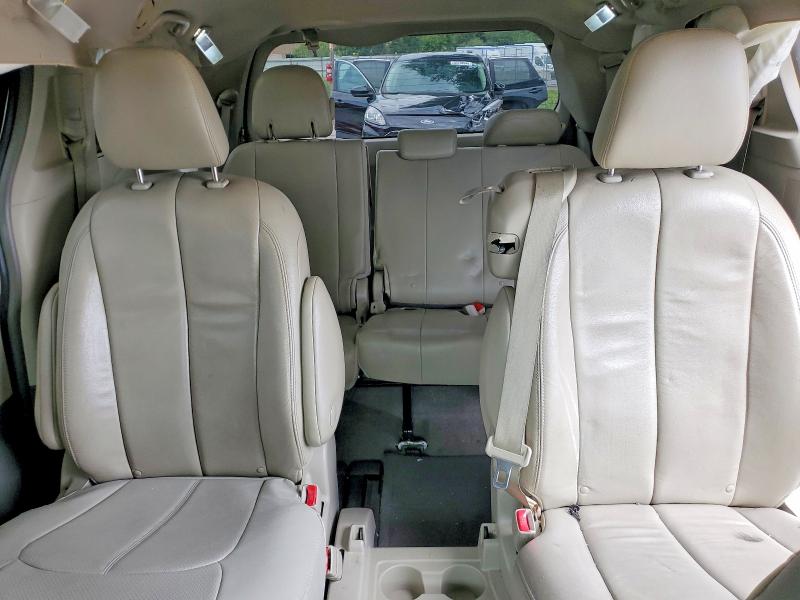 2014 Toyota Sienna მანქანა იყიდება აუქციონზე, vin: 5TDYK3DCXES438287, აუქციონის ნომერი: 55024566