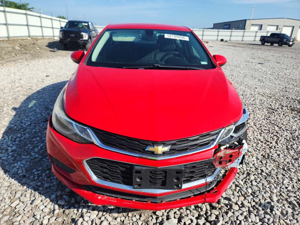 58709996 :رقم المزاد ، 1G1BE5SM5J7194601 vin ، 2018 Chevrolet Cruze مزاد بيع