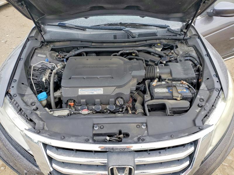 2015 Honda Crosstour მანქანა იყიდება აუქციონზე, vin: 5J6TF2H53FL004097, აუქციონის ნომერი: 56858866