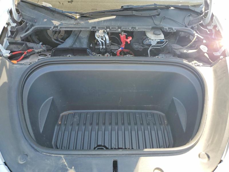 56342436 :رقم المزاد ، 7SAYGDEE4PF786989 vin ، 2023 Tesla Model Y مزاد بيع