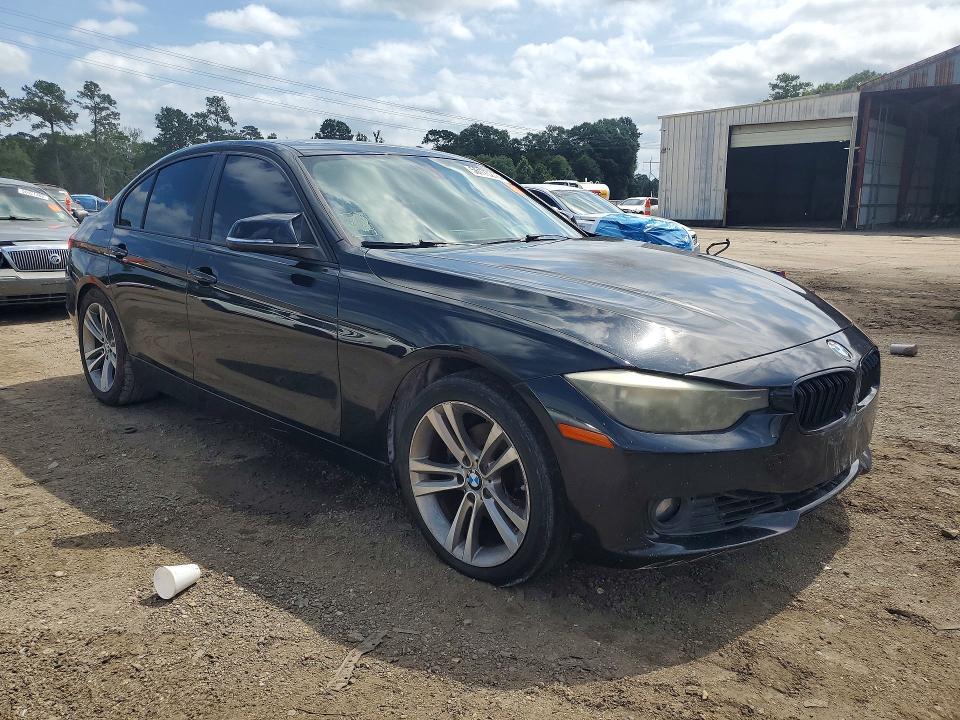 56173276 :رقم المزاد ، WBA3C1C50FK120358 vin ، 2015 Bmw 328 مزاد بيع