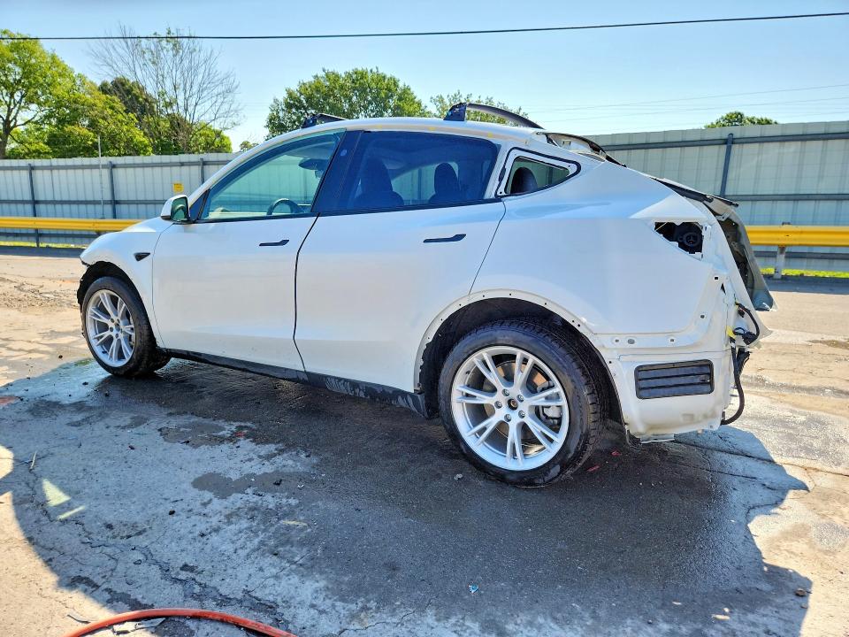 Продаж на аукціоні авто 2023 Tesla Model Y, vin: 7SAYGDEEXPA176575, номер лоту: 56775796