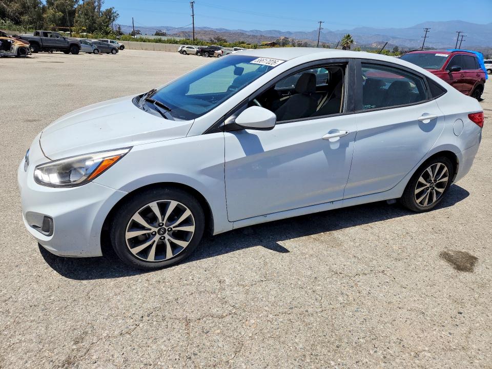 2017 Hyundai Accent მანქანა იყიდება აუქციონზე, vin: KMHCT4AE2HU366581, აუქციონის ნომერი: 56617026