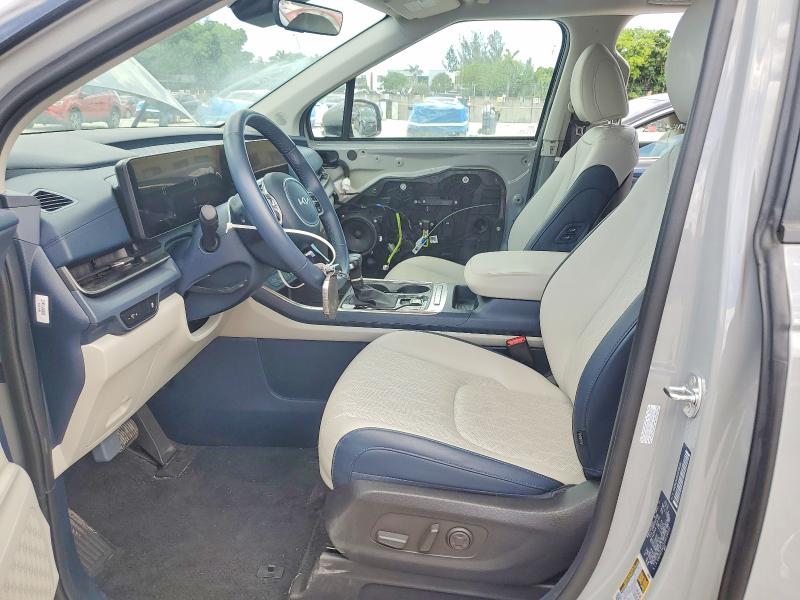 Продаж на аукціоні авто 2025 Kia Carnival, vin: KNDNC5K39S6536592, номер лоту: 56780876