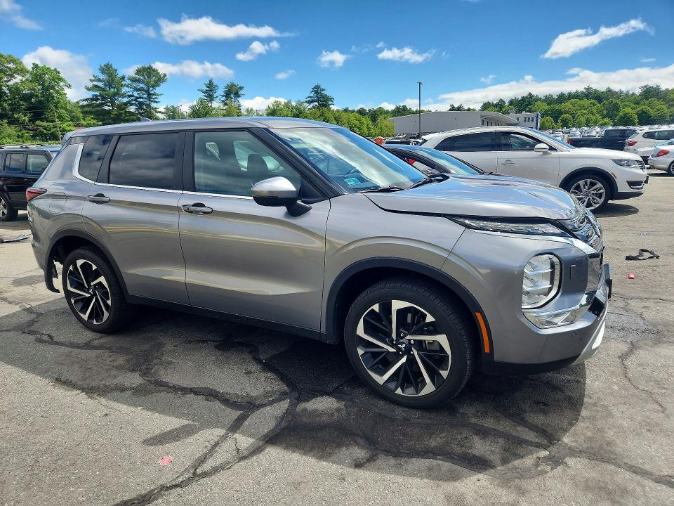 2023 Mitsubishi Outlander მანქანა იყიდება აუქციონზე, vin: JA4J4UA82PZ017449, აუქციონის ნომერი: 56773666