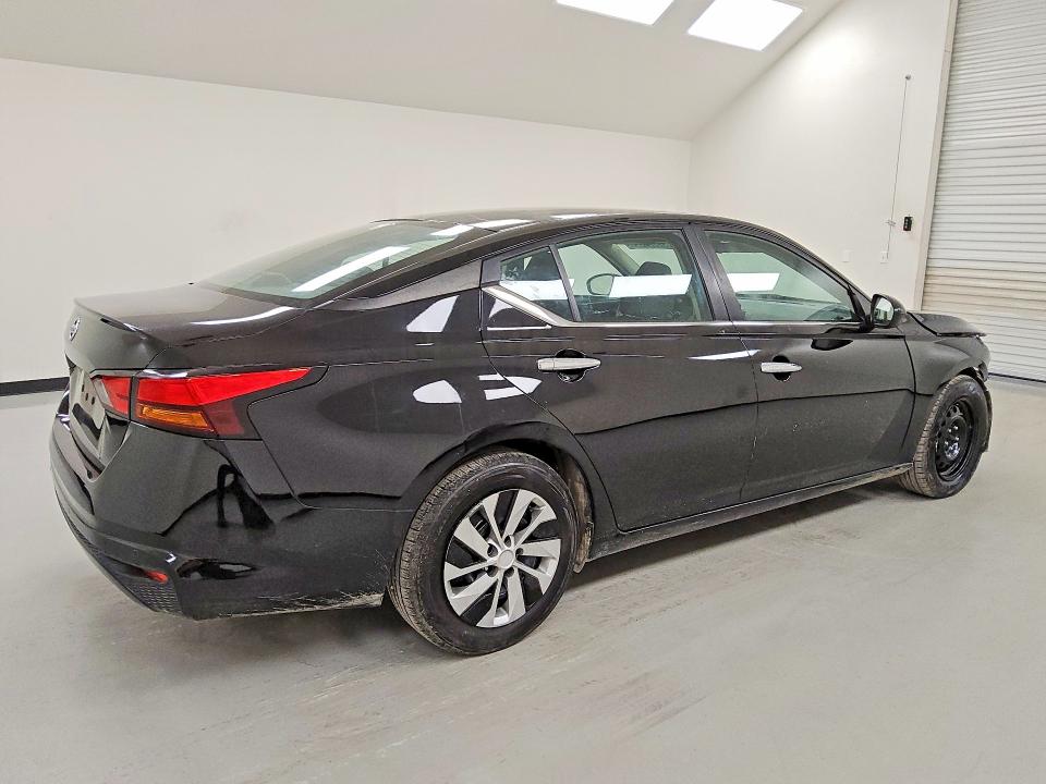 Продаж на аукціоні авто 2022 Nissan Altima, vin: 1N4BL4BV8NN313605, номер лоту: 55001526