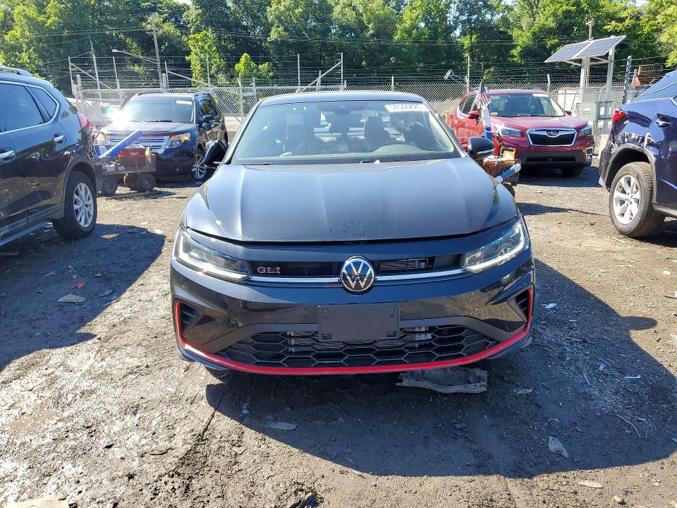 58506826 :رقم المزاد ، 3VW2T7BU8SM087622 vin ، 2025 Volkswagen Jetta مزاد بيع
