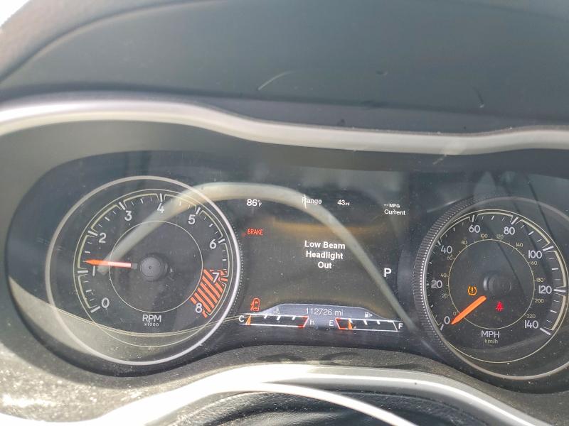 55814536 :رقم المزاد ، 1C4PJMBS6FW688044 vin ، 2015 Jeep Cherokee مزاد بيع