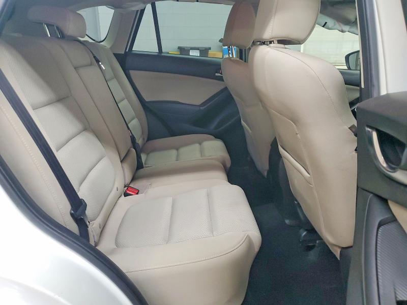 56478736 :رقم المزاد ، JM3KE2CY0G0843897 vin ، 2016 Mazda Cx-5 مزاد بيع