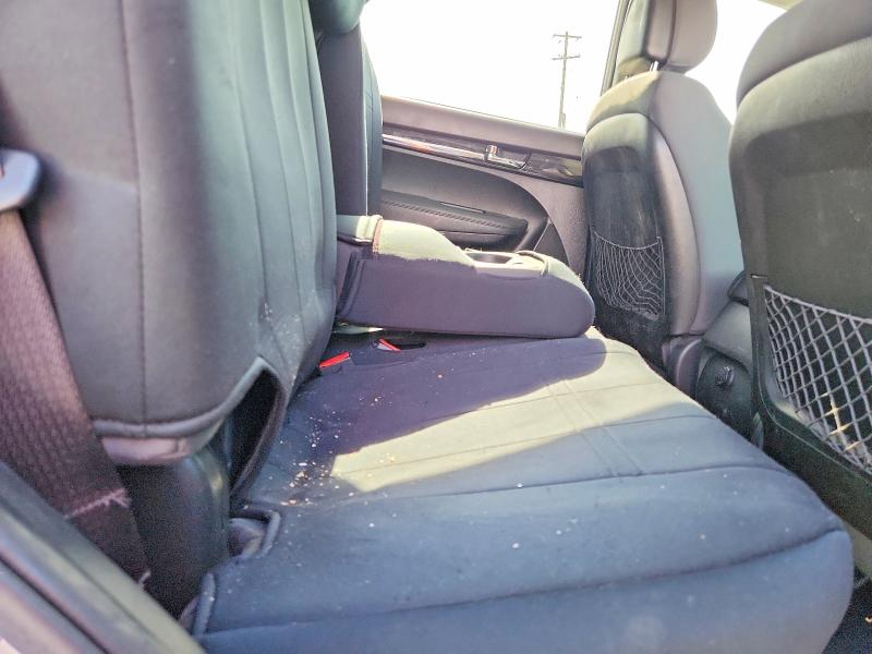 2013 Kia Sorento მანქანა იყიდება აუქციონზე, vin: 5XYKTDA62DG356511, აუქციონის ნომერი: 56075476