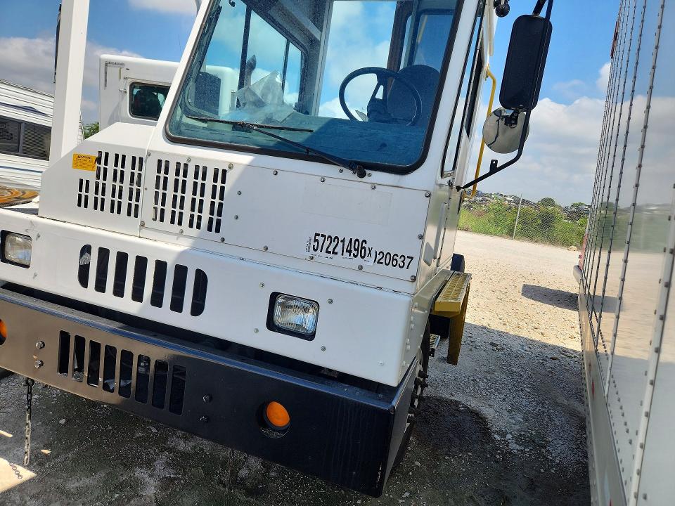 57221496 :رقم المزاد ، 324440 vin ، 2010 Kalmar Construction Equipment مزاد بيع