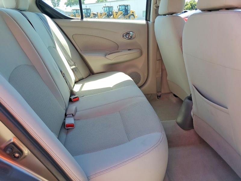 57582476 :رقم المزاد ، 3N1CN7AP9FL850386 vin ، 2015 Nissan Versa مزاد بيع