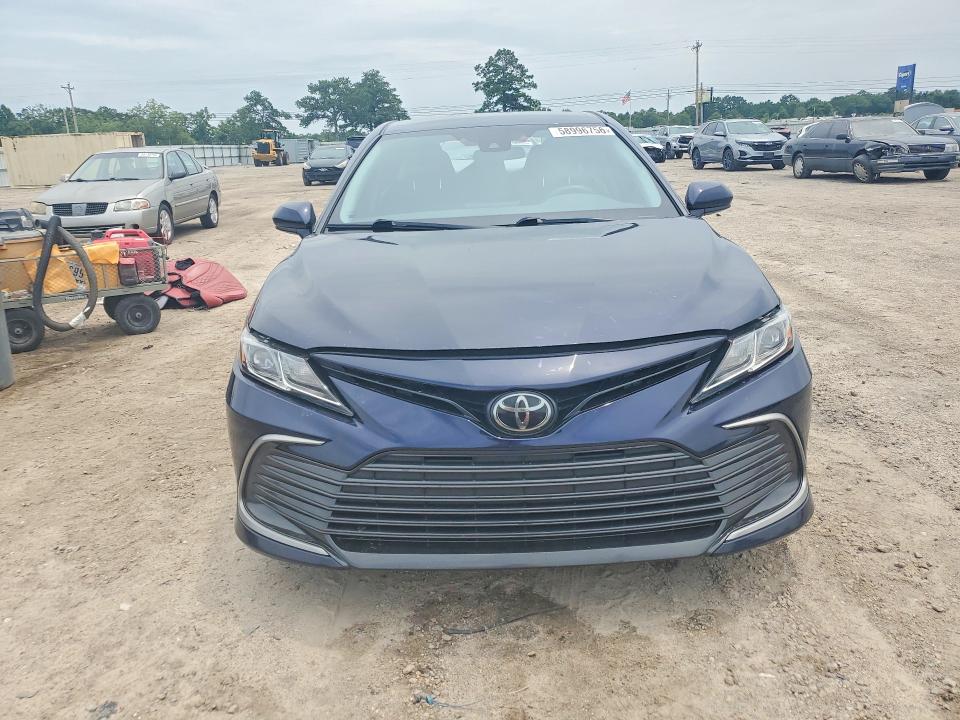 2022 Toyota Camry მანქანა იყიდება აუქციონზე, vin: 4T1C11AK8NU073399, აუქციონის ნომერი: 58996756