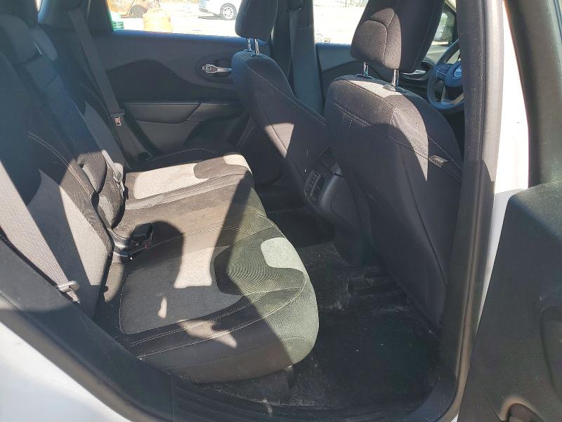 56047496 :رقم المزاد ، 1C4PJLAB8FW760440 vin ، 2015 Jeep Cherokee مزاد بيع