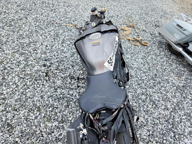 2018 Yamaha Yzfr6 მანქანა იყიდება აუქციონზე, vin: JYARJ28E9JA003843, აუქციონის ნომერი: 55145206