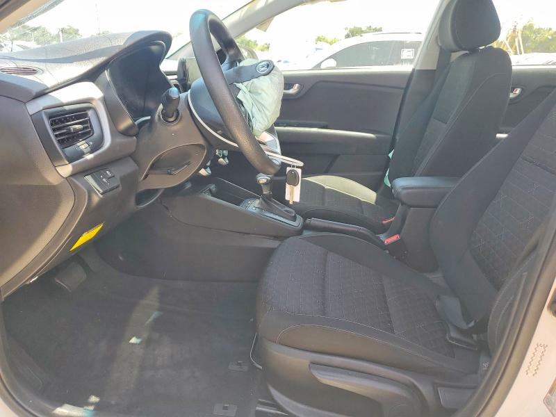 2021 Kia Rio მანქანა იყიდება აუქციონზე, vin: 3KPA24AD7ME404708, აუქციონის ნომერი: 54731066