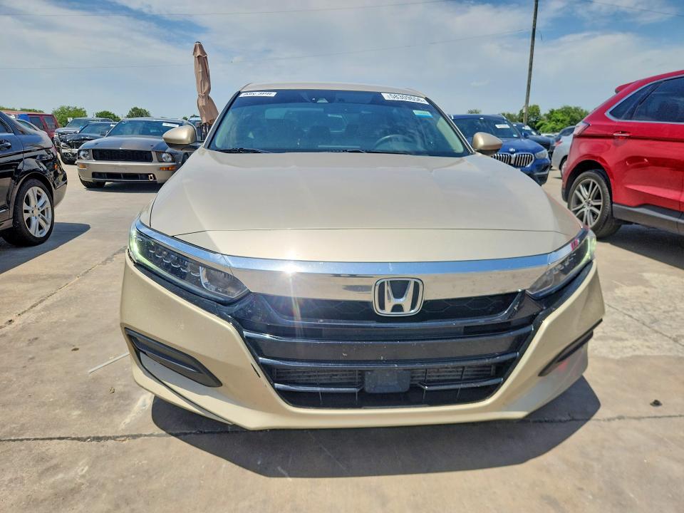 Продажа на аукционе авто 2019 Honda Accord, vin: 1HGCV1F10KA025919, номер лота: 58309656
