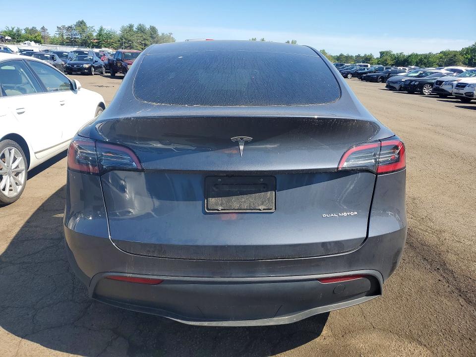 Продажа на аукционе авто 2024 Tesla Model Y, vin: 7SAYGDEE6RA216878, номер лота: 54948726