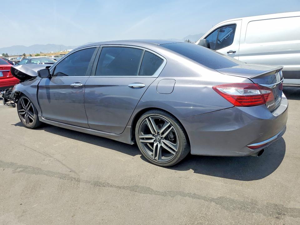 Продажа на аукционе авто 2017 Honda Accord, vin: 1HGCR2F18HA251399, номер лота: 56527366