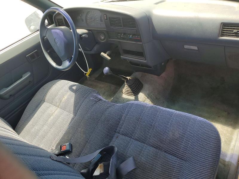 56378426 :رقم المزاد ، 4TARN81A1NZ045204 vin ، 1992 Toyota Pickup مزاد بيع