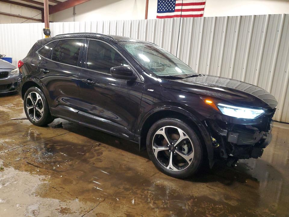 Auction sale of the 2023 Ford Escape, vin: 1FMCU9NA3PUA68976, lot number: 58370776