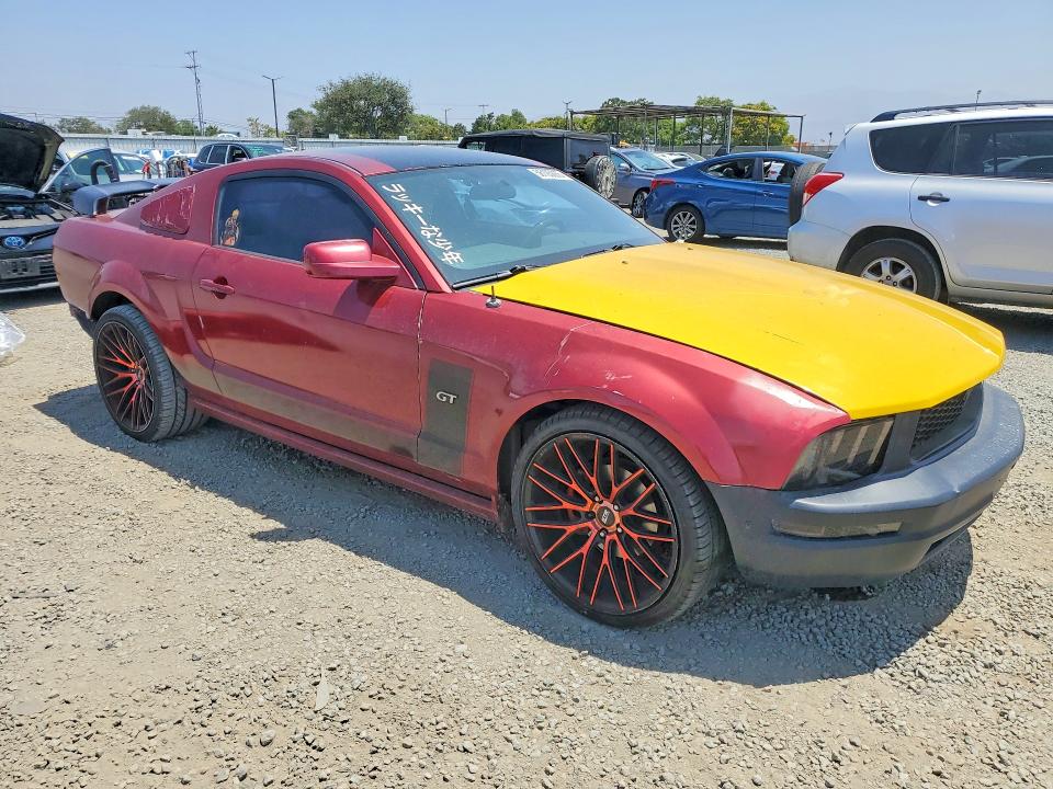 2006 Ford Mustang მანქანა იყიდება აუქციონზე, vin: 1ZVFT80N065259639, აუქციონის ნომერი: 56105066