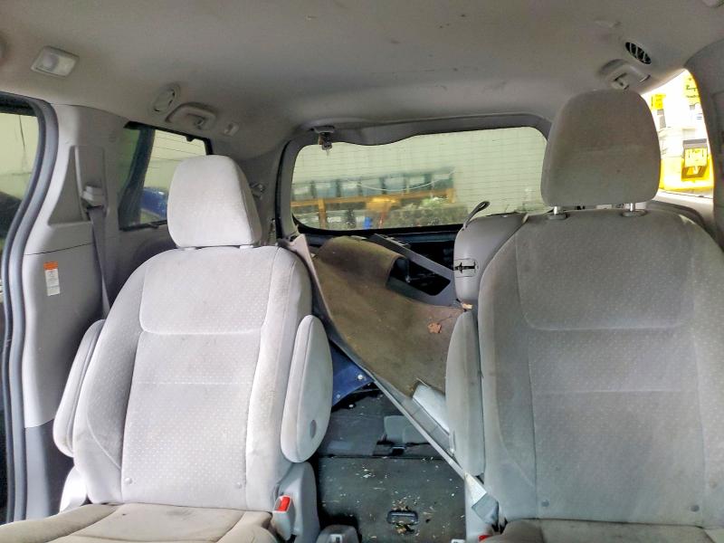 2018 Toyota Sienna მანქანა იყიდება აუქციონზე, vin: 5TDKZ3DC1JS960012, აუქციონის ნომერი: 55790906