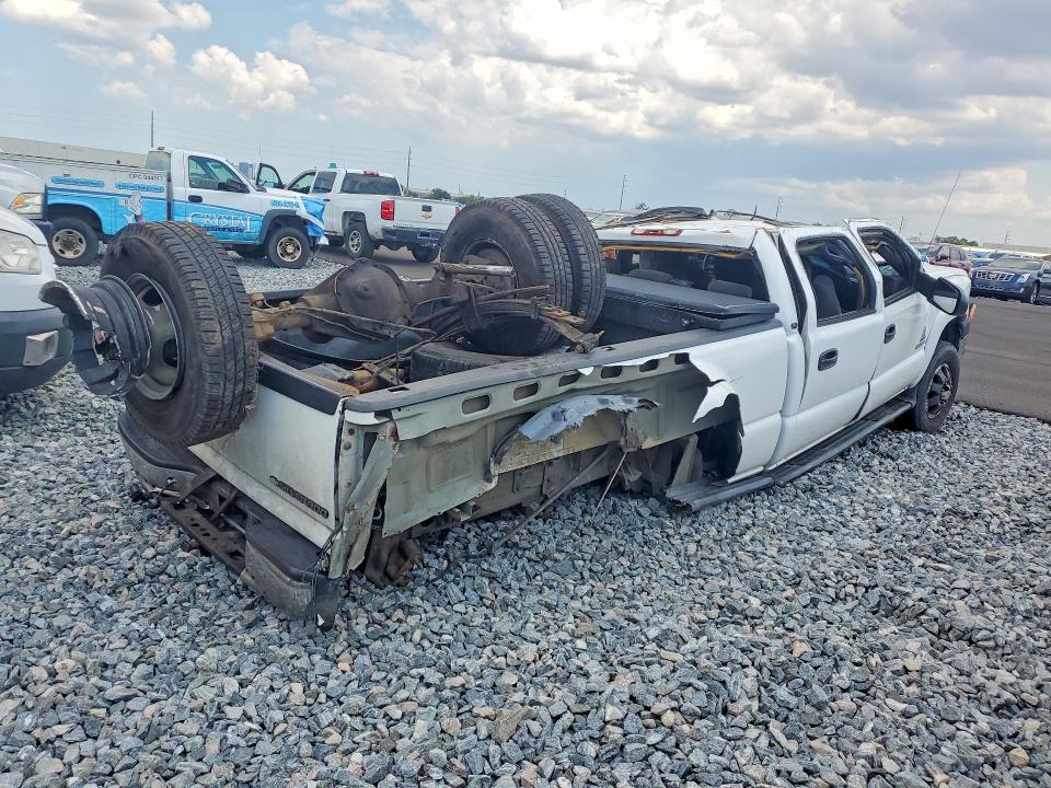 2004 Chevrolet Silverado მანქანა იყიდება აუქციონზე, vin: 1GCJK33284F180375, აუქციონის ნომერი: 57389236