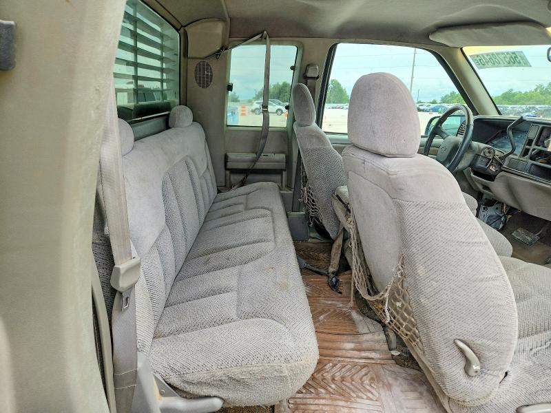 56578646 :رقم المزاد ، 2GCEC19M2W1272619 vin ، 1998 Chevrolet Gmt-400 مزاد بيع