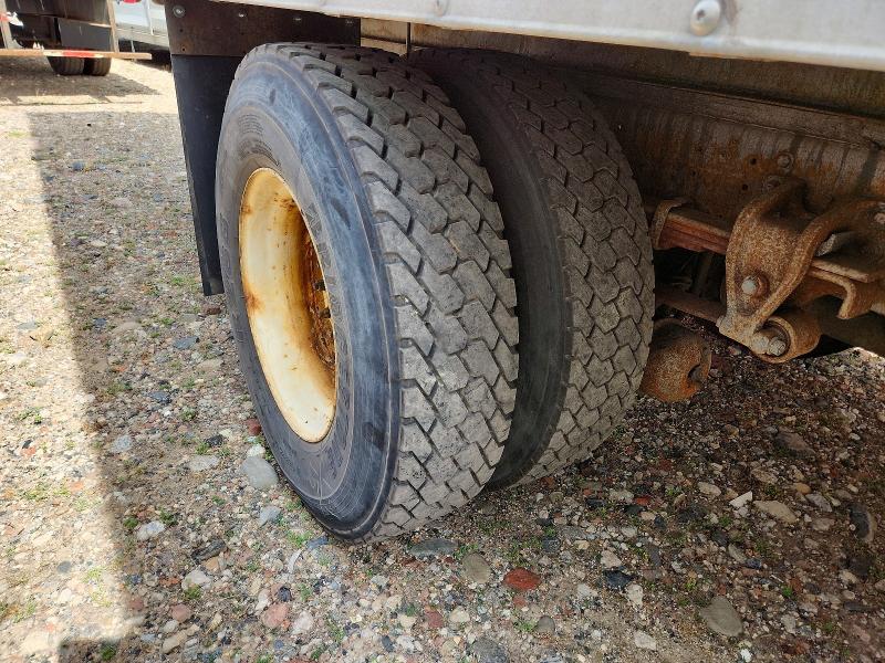 56219346 :رقم المزاد ، 5PVNV8JT8C4S52204 vin ، 2012 Hino 338 مزاد بيع