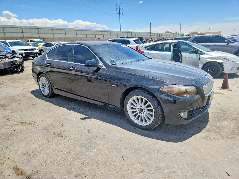58921136 :رقم المزاد ، WBAFU9C57BC783374 vin ، 2011 Bmw 550 مزاد بيع