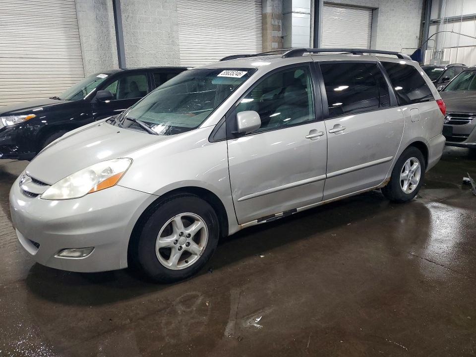 2006 Toyota Sienna მანქანა იყიდება აუქციონზე, vin: 5TDZA22C56S579533, აუქციონის ნომერი: 55635246