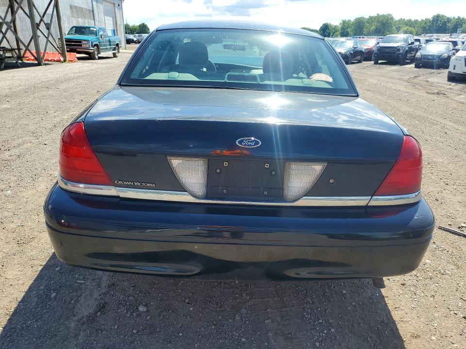 Продажа на аукционе авто 2004 Ford Crown Victoria, vin: 2FAFP73W84X170795, номер лота: 57381246