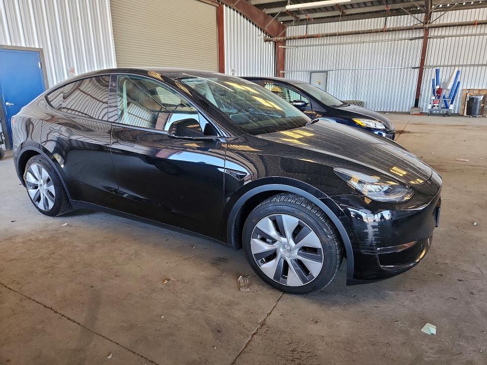 Продажа на аукционе авто 2021 Tesla Model Y, vin: 5YJYGAEE0MF154899, номер лота: 56840766