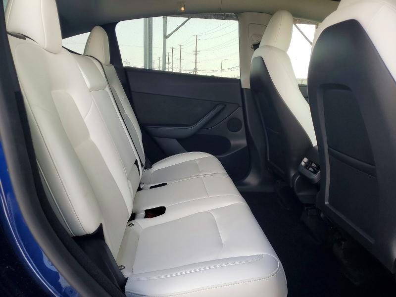 2024 Tesla Model Y მანქანა იყიდება აუქციონზე, vin: 7SAYGDEE1RF064947, აუქციონის ნომერი: 55991736