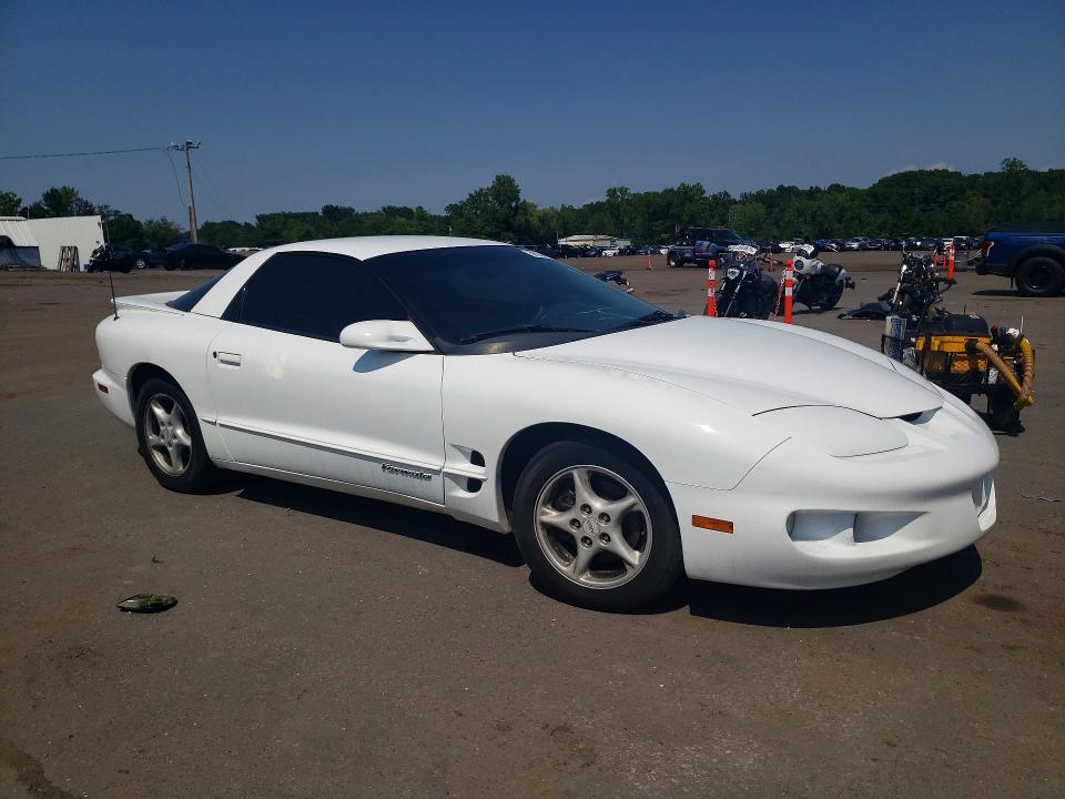 58234276 :رقم المزاد ، 2G2FV22G7W2216098 vin ، 1998 Pontiac Firebird مزاد بيع
