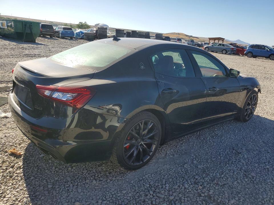 Продажа на аукционе авто 2020 Maserati Ghibli, vin: ZAM57YTS2L1351144, номер лота: 55605896