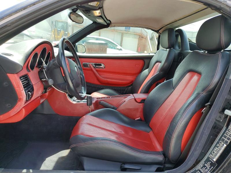 56833226 :رقم المزاد ، WDBKK47F3WF063229 vin ، 1998 Mercedes-benz Slk مزاد بيع