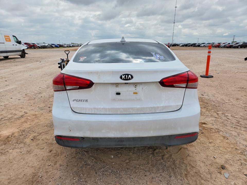 Aukcja sprzedaży 2018 Kia Forte, vin: 3KPFL4A76JE201334, numer aukcji: 56361606