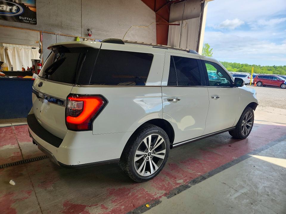 Продажа на аукционе авто 2021 Ford Expedition, vin: 1FMJU2ATXMEA71711, номер лота: 55177266