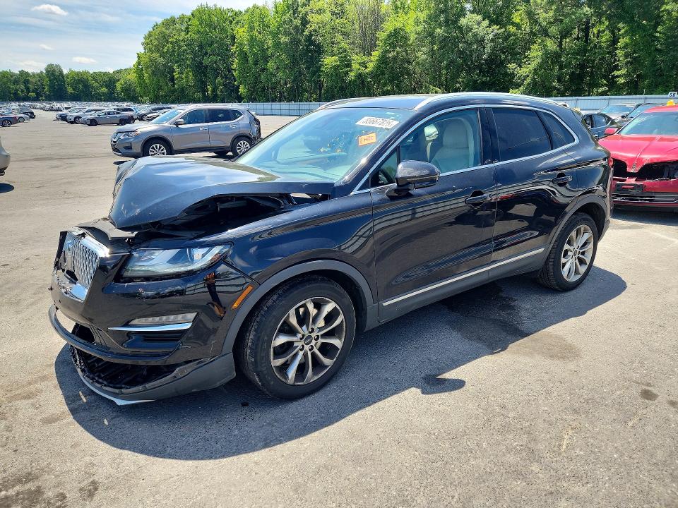 55667826 :رقم المزاد ، 5LMCJ2D93KUL01820 vin ، 2019 Lincoln Mkc مزاد بيع