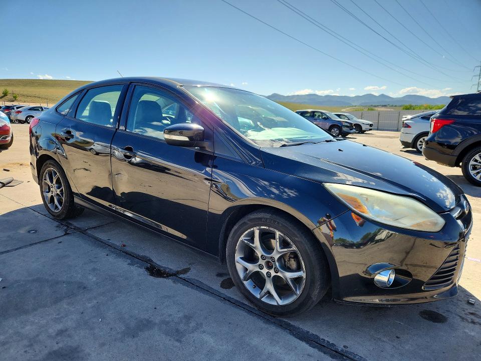 2013 Ford Focus მანქანა იყიდება აუქციონზე, vin: 1FADP3F29DL266165, აუქციონის ნომერი: 57007276