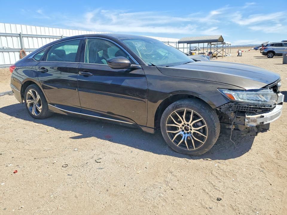Продажа на аукционе авто 2018 Honda Accord, vin: 1HGCV1F51JA117560, номер лота: 57195476