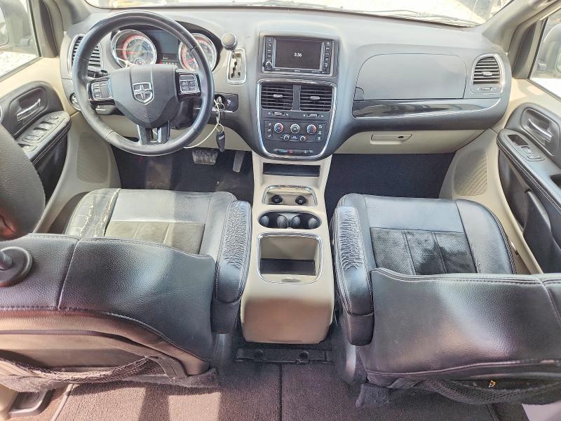 Auction sale of the 2017 Dodge Grand Caravan, vin: 2C4RDGCG4HR857744, lot number: 55044206