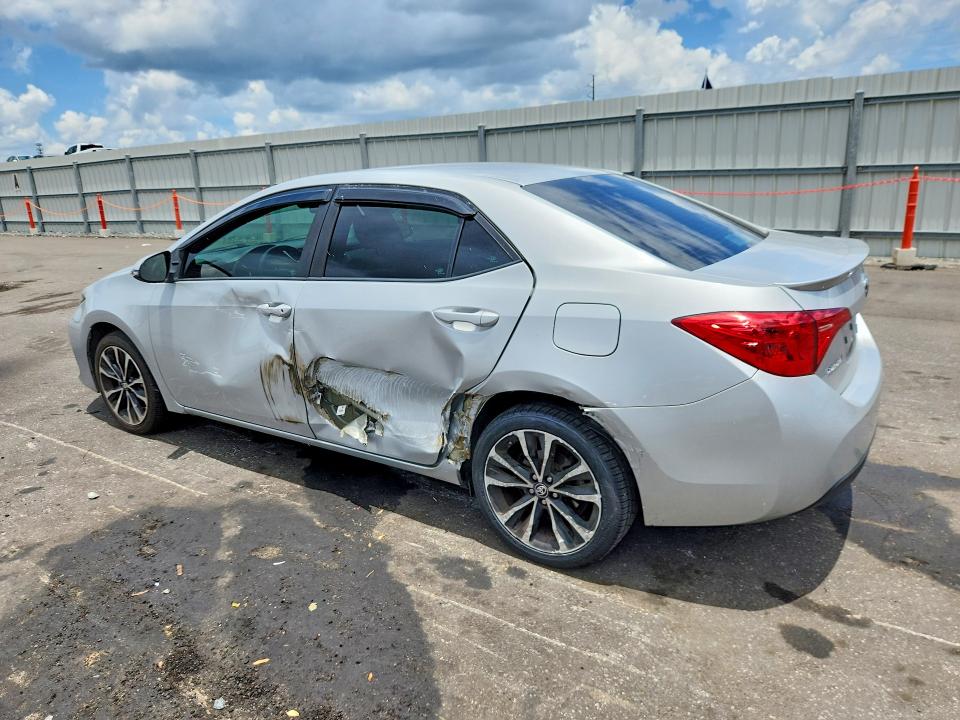 Продаж на аукціоні авто 2018 Toyota Corolla, vin: 5YFBURHE6JP806997, номер лоту: 57948826