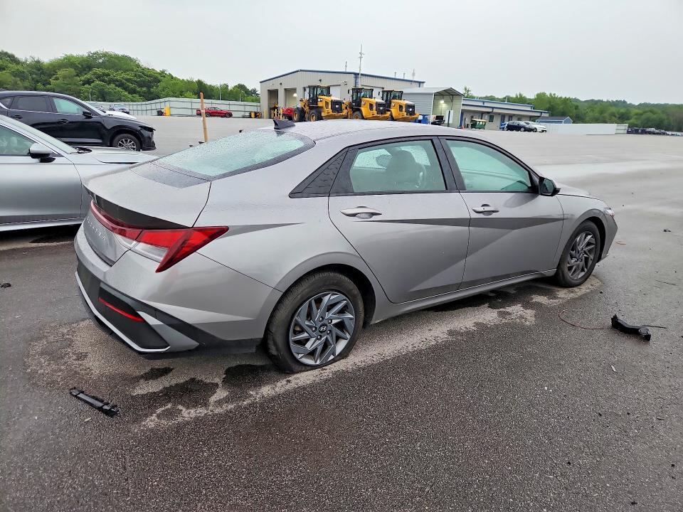 2024 Hyundai Elantra მანქანა იყიდება აუქციონზე, vin: KMHLM4DG0RU665630, აუქციონის ნომერი: 57933086